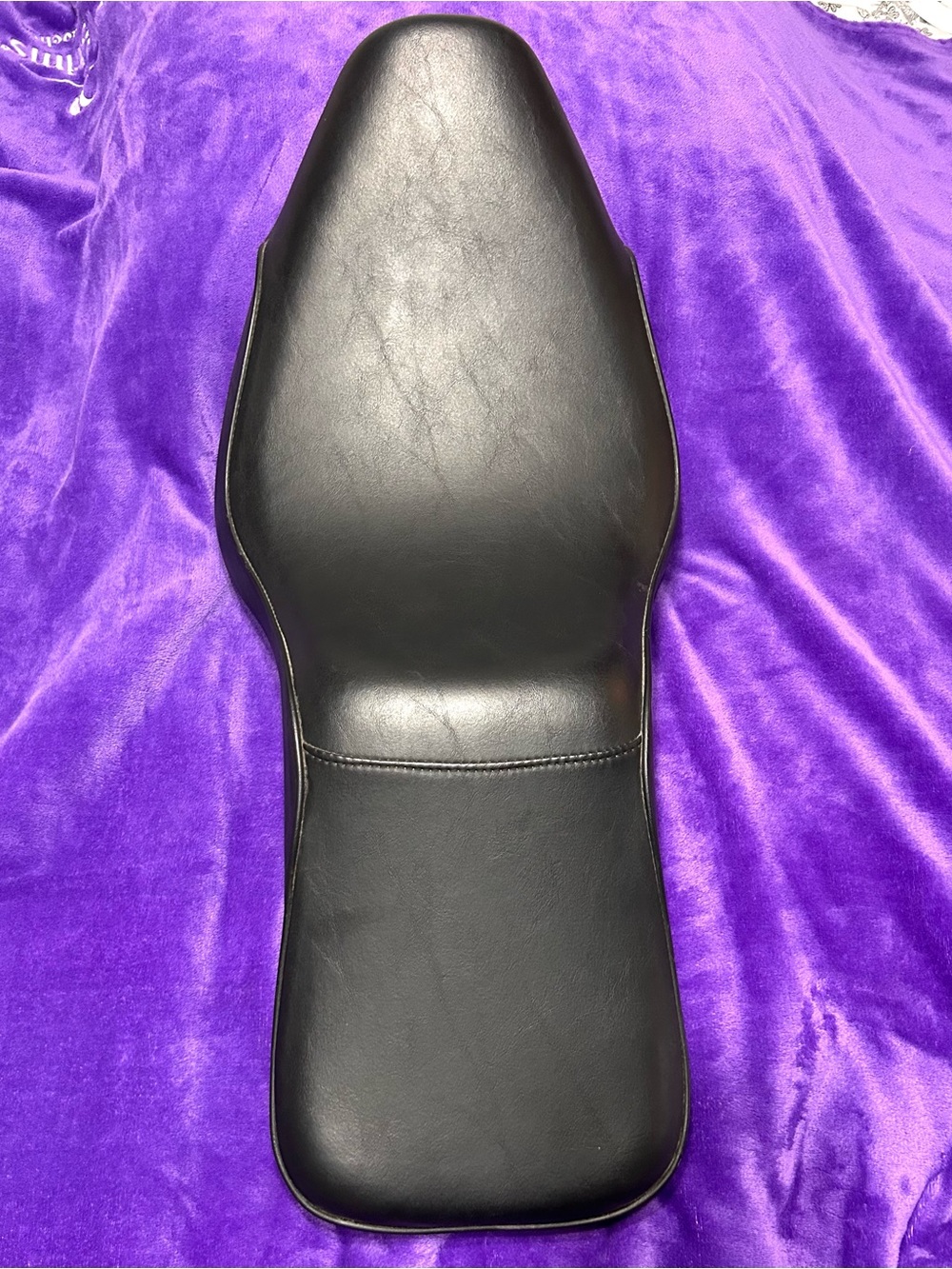 ***Harley-Davidson Dyna-Glide or Sporter- Black Leather Motorcycle Seat